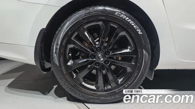 Kia Carnival 2014 thumb 5