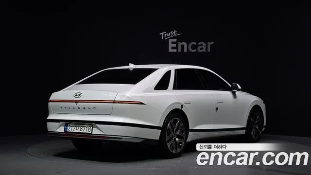 Hyundai Grandeur 2023 thumb 2