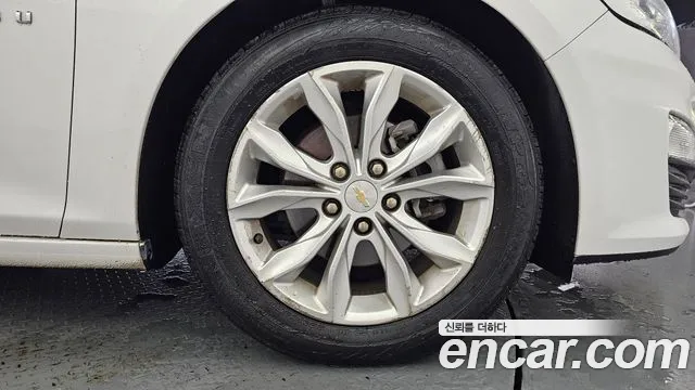 ChevroletGMDaewoo Malibu 2019 thumb 5