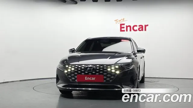 Hyundai Grandeur 2021 thumb 2