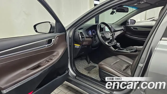 Hyundai Grandeur 2017 thumb 10