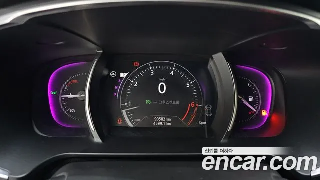Renault-KoreaSamsung Megane 2016 thumb 8