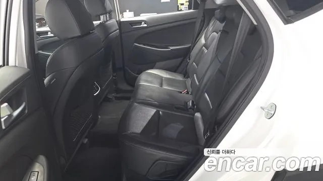 Hyundai Tucson 2018 thumb 12