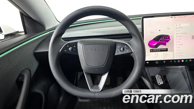 Tesla Model 3 2024 thumb 12