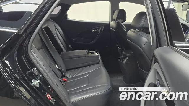 Hyundai Grandeur 2011 thumb 10