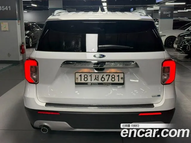 Ford Explorer 2019 thumb 3