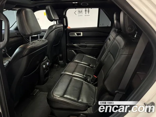 Ford Explorer 2019 thumb 10