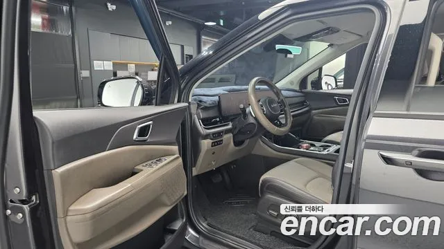 Kia Carnival 2024 thumb 9