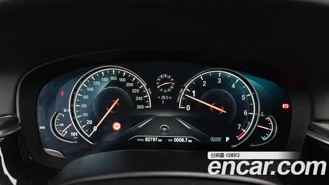 BMW 5-Series 2017 thumb 7