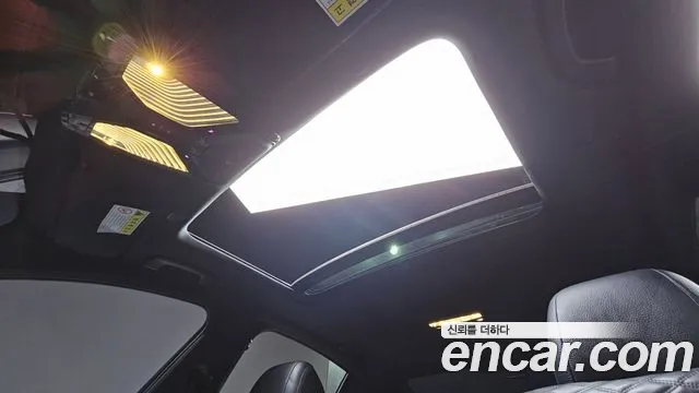 BMW 5-Series 2017 thumb 12