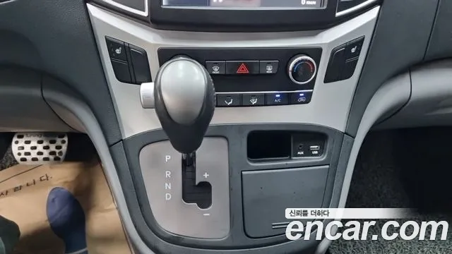Hyundai Starex 2021 thumb 9