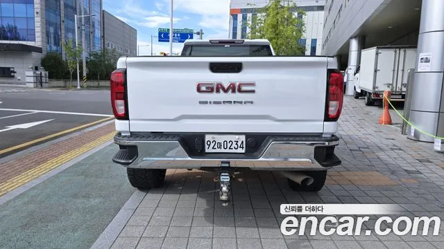 GMC Sierra 2020 thumb 4
