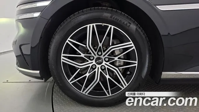 Genesis G90 2022 thumb 5