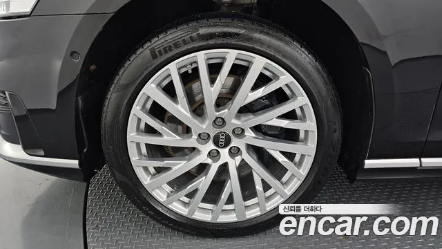 Audi A8 2021 thumb 4