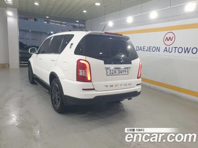 KG_Mobility_Ssangyong Rexton 2013 thumb 5