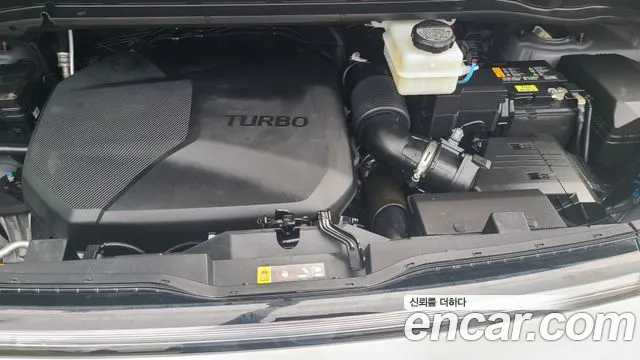 Hyundai Staria 2024 thumb 7