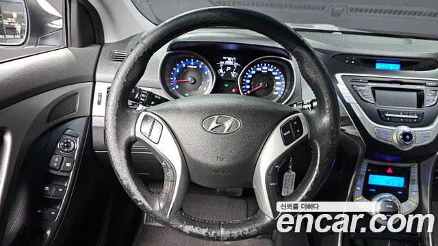 Hyundai Avante 2010 thumb 12
