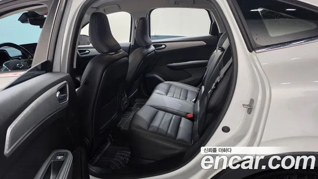 Renault-KoreaSamsung Arkana 2023 thumb 11