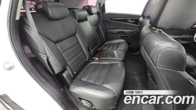 Kia Sorento 2017 thumb 11