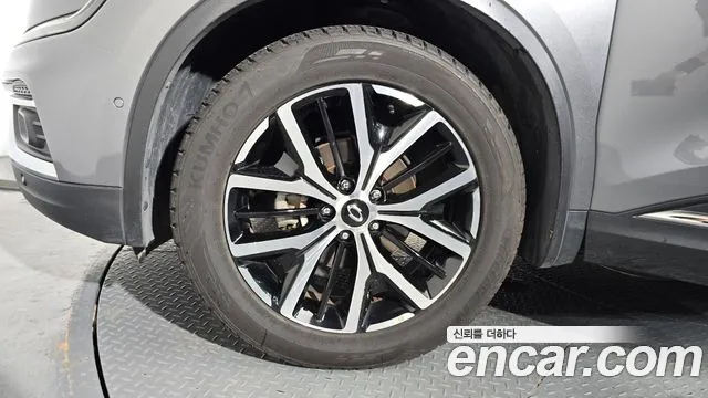 Renault-KoreaSamsung Koleos 2020 thumb 5