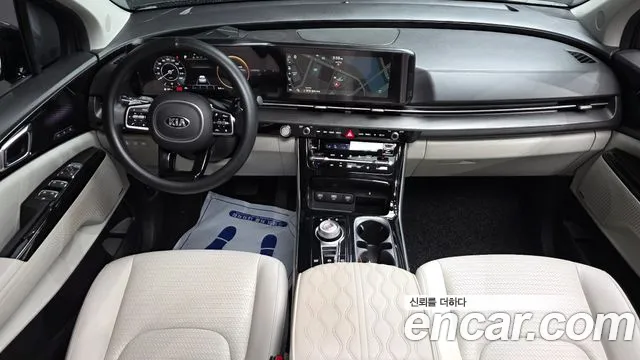 Kia Carnival 2021 thumb 7