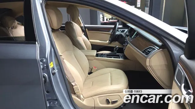 Hyundai Genesis 2016 thumb 11