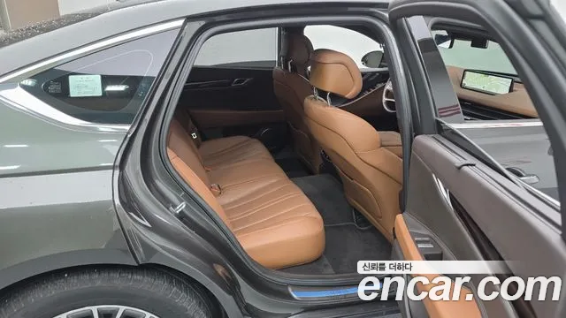 Genesis G80 2022 thumb 11