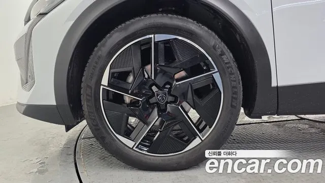Peugeot 408 2024 thumb 5