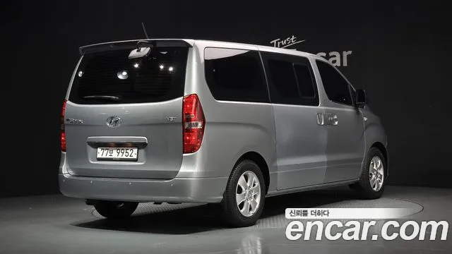 Hyundai Starex 2019 thumb 2