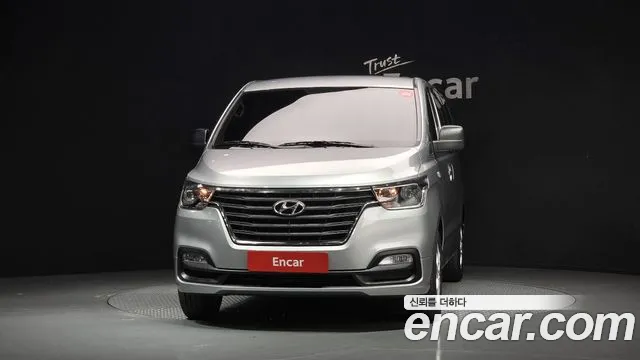 Hyundai Starex 2019 thumb 3