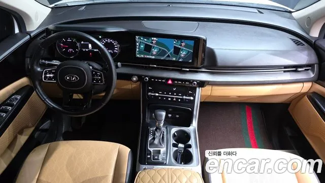 Kia Carnival 2021 thumb 7