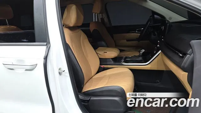 Kia Carnival 2021 thumb 11