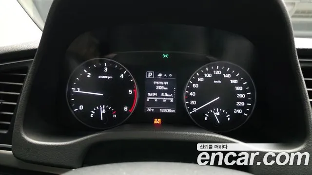 Hyundai Avante 2016 thumb 8