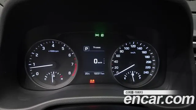 Hyundai Avante 2017 thumb 8