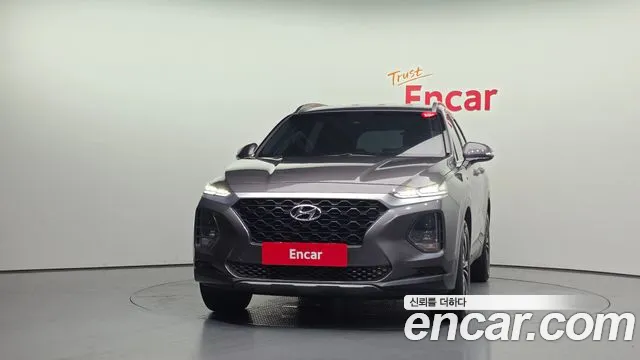 Hyundai Santa Fe 2018 thumb 3