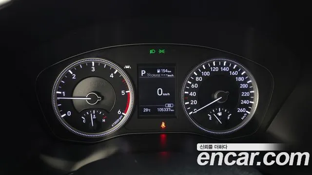 Hyundai Santa Fe 2018 thumb 8