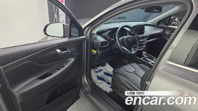 Hyundai Santa Fe 2018 thumb 10