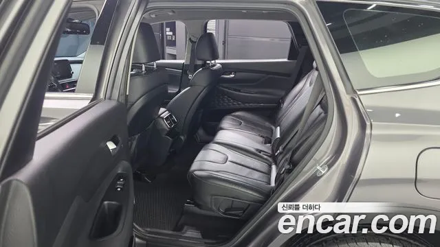 Hyundai Santa Fe 2018 thumb 11