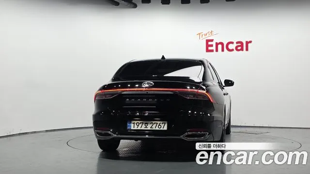 Hyundai Grandeur 2022 thumb 4