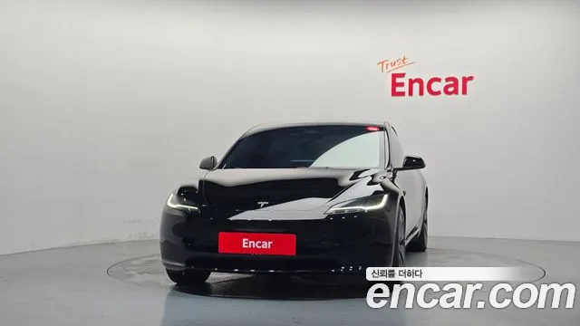 Tesla Model 3 2024 thumb 3