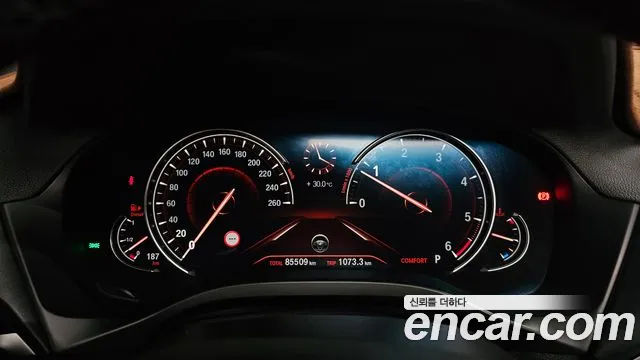 BMW X4 2019 thumb 8