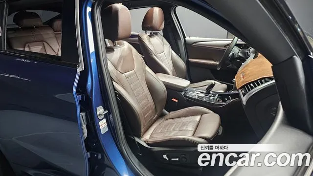 BMW X4 2019 thumb 12
