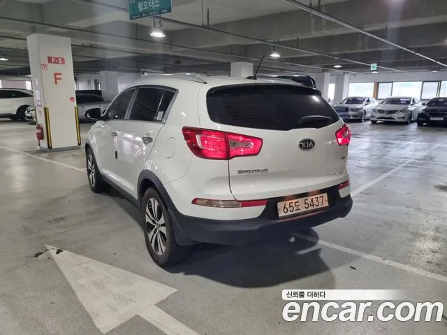 Kia Sportage 2012 thumb 4