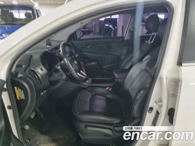 Kia Sportage 2012 thumb 5
