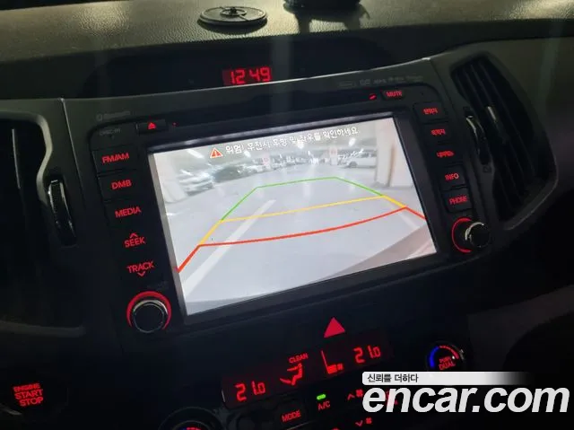 Kia Sportage 2012 thumb 9