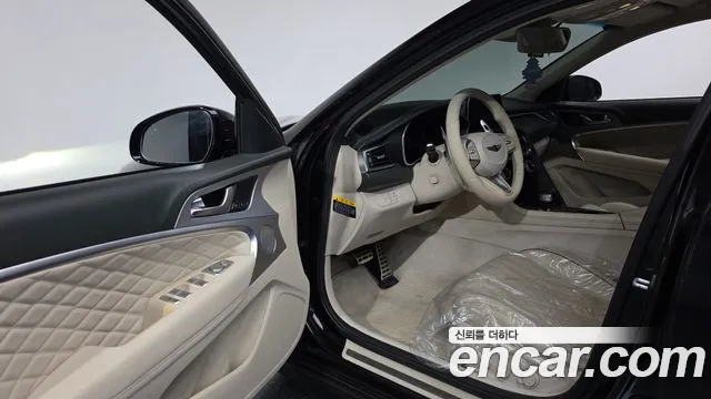 Genesis G70 2018 thumb 9