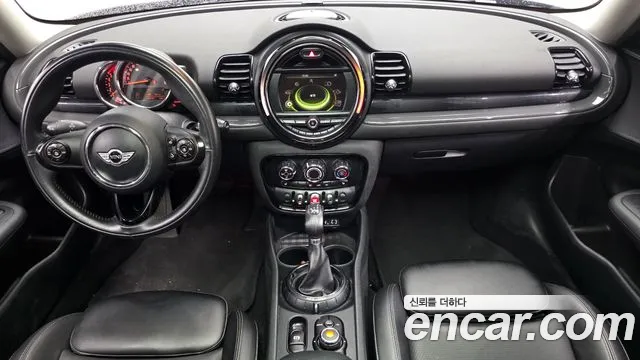 MINI Clubman 2017 thumb 7