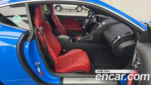 Jaguar F-Type 2019 thumb 11