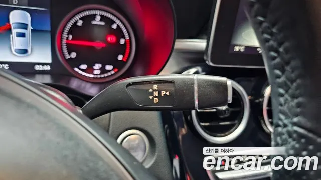 Mercedes-Benz GLC 2018 thumb 9
