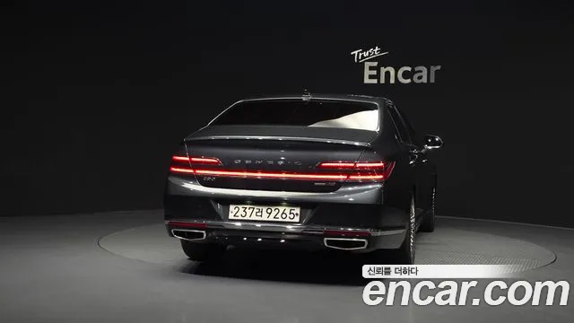 Genesis G90 2019 thumb 4
